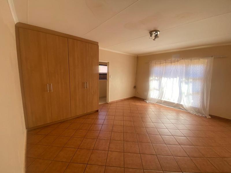 To Let 4 Bedroom Property for Rent in Kathu Northern Cape